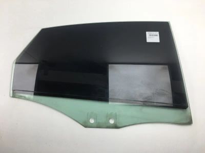 Лот: 20400243. Фото: 1. Стекло двери Audi A6 2007 4F5845206... Кузов