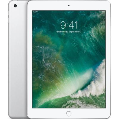 Лот: 10210559. Фото: 1. Планшет Apple iPad 2017 9.7 32GB... Планшеты