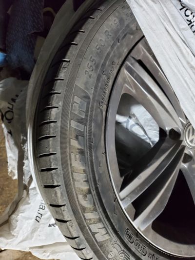 Лот: 21640101. Фото: 1. Шины Michelin Pilot Sport 4 SUV... Шины