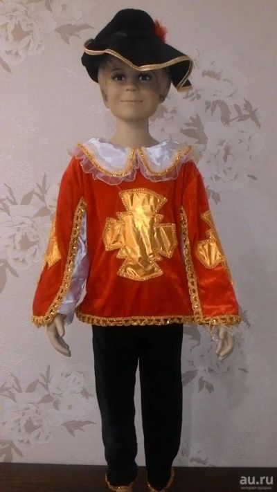 Лот: 4695500. Фото: 1. Новогодний костюм "Мушкетер" красный... Детские карнавальные, праздничные костюмы