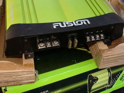 Лот: 563229. Фото: 1. усилитель FUSION EN-AM8001 новый. Усилители