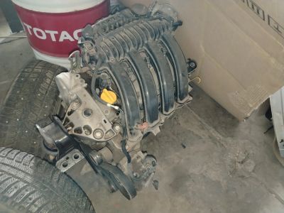 Лот: 25679741. Фото: 1. Двигатель Рено Дастер Renault... Двигатель и элементы двигателя