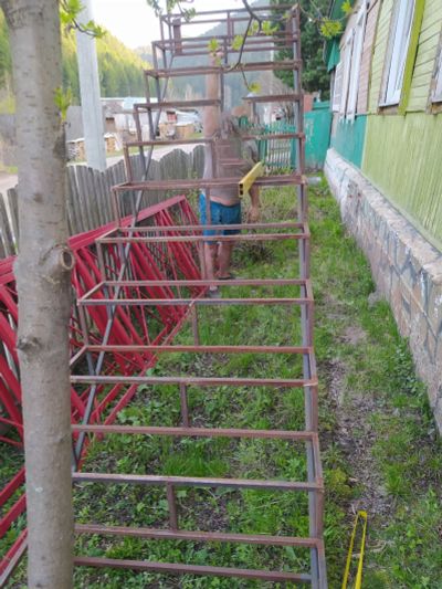 Лот: 20357657. Фото: 1. Продам лестницу металлическую. Лестницы, перила, балясины