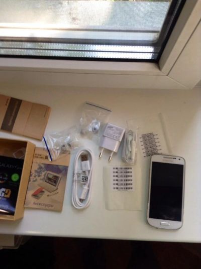 Лот: 4280442. Фото: 1. Samsung Galaxy s4 mini. Смартфоны
