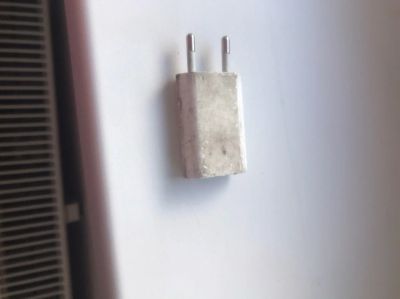 Лот: 14978089. Фото: 1. Вилка apple с USB. Зарядные устройства, блоки питания, адаптеры сетевые для смартфонов
