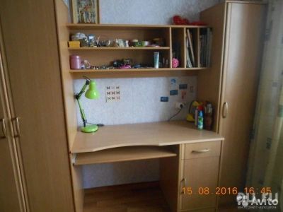 Лот: 8030265. Фото: 1. Детский уголок (шкаф, стол, полки... Комплекты детской мебели