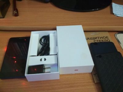 Лот: 15277226. Фото: 1. Телефон Xiomi Redmi 4A 2SIM 2GB... Чехлы, бамперы