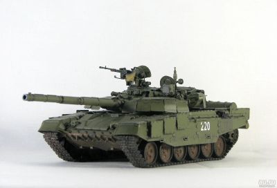 Лот: 14537457. Фото: 1. Модель Т-72Б2 "Рогатка" 1/35. Военная техника