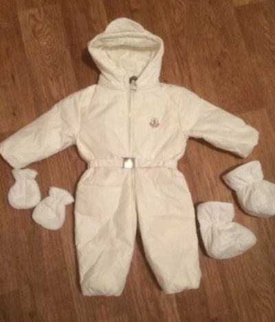 Лот: 6902666. Фото: 1. Комбинезон Moncler детский. Верхняя одежда