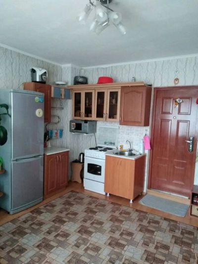 Лот: 11543137. Фото: 1. Гостинка, ул. Вильского, д. 10... Квартиры, студии