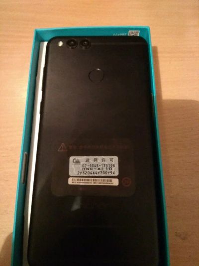 Лот: 12426852. Фото: 1. Huawei honor 7X 64. Смартфоны