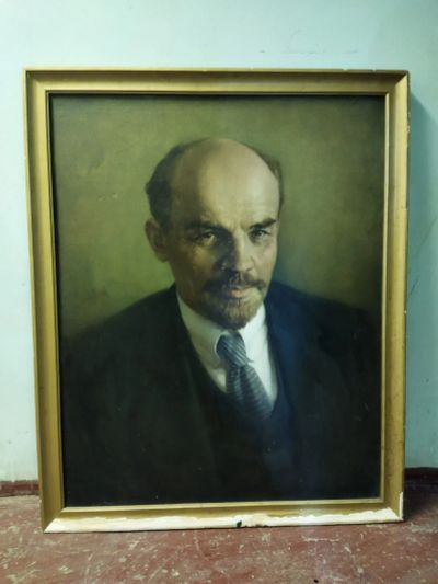 Лот: 18163143. Фото: 1. Портрет В. И. Ленина. Изобразительное искусство