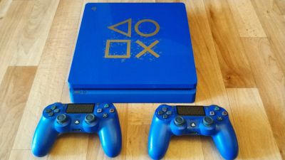 Лот: 12504557. Фото: 1. Эксклюзивная синяя Sony PlayStation... Игровые приставки, консоли
