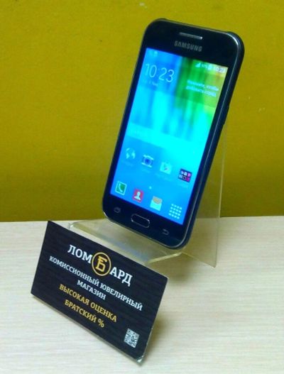 Лот: 11602881. Фото: 1. Смартфон Samsung Galaxy J1 SM-J100F... Смартфоны