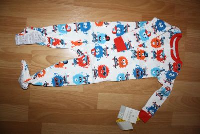 Лот: 4034920. Фото: 1. Пижама-слитник от Carters. Новая... Одежда для дома