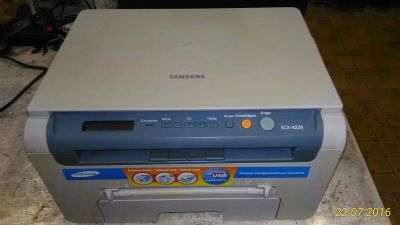 Лот: 7873664. Фото: 1. Мфу лазерное Samsung SCX-4220... МФУ и копировальные аппараты