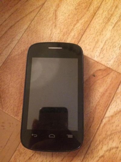 Лот: 8018151. Фото: 1. Alcatel onetouch. Кнопочные мобильные телефоны