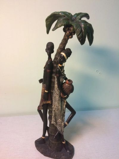 Лот: 11100421. Фото: 1. Статуэтка Африканка пара 45 см. Фигурки, статуэтки