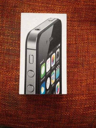 Лот: 8891096. Фото: 1. Коробка iPone 4s. Другое (смартфоны, связь, навигация)