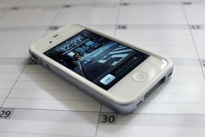 Лот: 4104982. Фото: 1. Iphone 4S 32gb+чехол зарядка MILI... Смартфоны