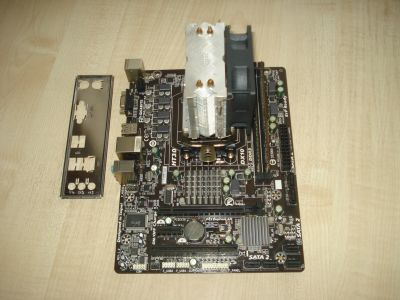 Лот: 25335362. Фото: 1. Комплект на FX-6300, 8Гб DDR3-1600... Комплекты запчастей