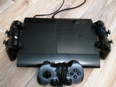 Лот: 17788469. Фото: 1. PS3 super slim. Игровые приставки, консоли