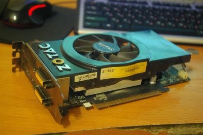 Лот: 3329096. Фото: 1. PCI-E Zotac Geforce GTS 450 512mb... Видеокарты