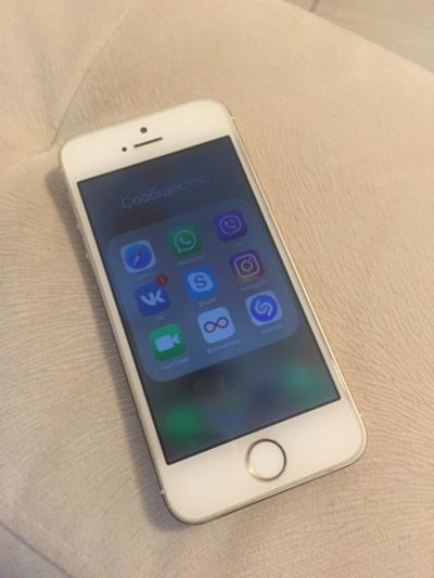 Лот: 8841340. Фото: 1. продам iphone 5s. Смартфоны
