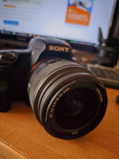 Лот: 20675392. Фото: 1. Фотоаппарат Sony A37 SLT-A37. Цифровые зеркальные