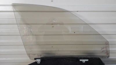 Лот: 21413585. Фото: 1. стекло двери Toyota Corolla, Sprinter... Двигатель и элементы двигателя