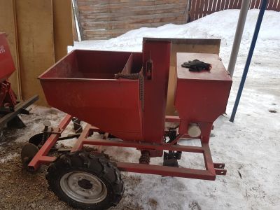 Лот: 20076659. Фото: 1. картофелесажалка одноядная с автоматической... Сельскохозяйственные машины