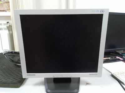 Лот: 25370926. Фото: 1. Монитор Samsung 19". ЖК-мониторы
