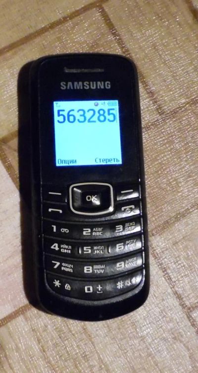 Лот: 5267020. Фото: 1. Samsung E1080. Кнопочные мобильные телефоны