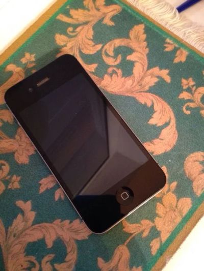 Лот: 3929471. Фото: 1. Iphone 4s (black) 16 GB Продам... Смартфоны