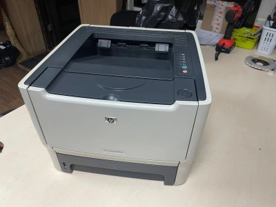 Лот: 23425189. Фото: 1. Принтер HP P2015 двусторонняя... Лазерные принтеры