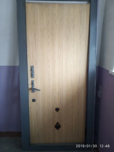 Лот: 13203588. Фото: 1. Дверь металлическая, продам срочно... Двери входные