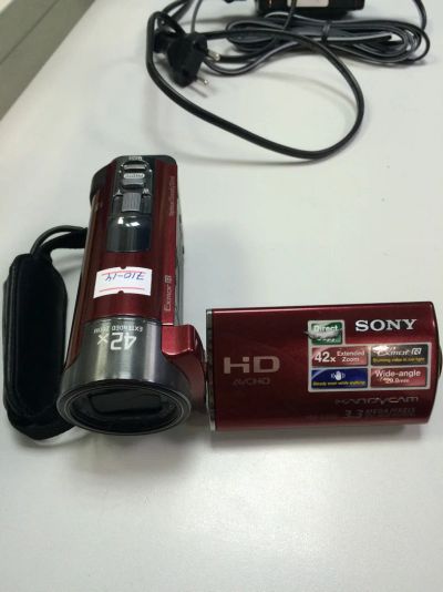 Лот: 8660729. Фото: 1. Видеокамеру Sony HDR-CX130E. Видеокамеры
