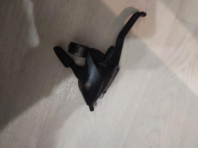 Лот: 19179218. Фото: 1. Манетка 3 скорости Shimano. Запчасти