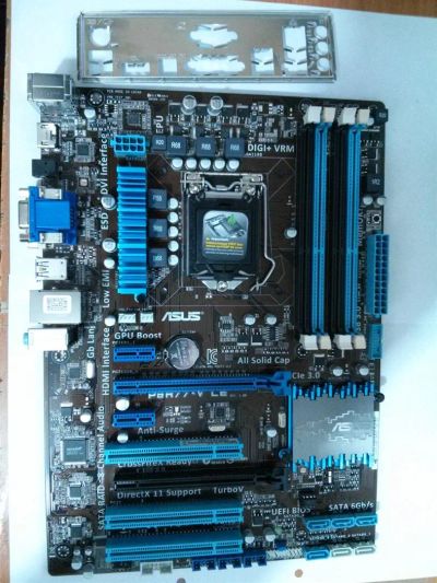 Лот: 3036007. Фото: 1. материнская плата с сокетом LGA1155... Материнские платы