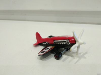 Лот: 13568882. Фото: 1. Самолет машинка Hot Wheels с рубля. Машины и техника