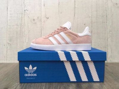 Лот: 10899545. Фото: 1. Кроссовки Adidas gazelle. Кеды, кроссовки, слипоны