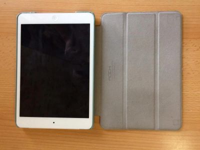 Лот: 4745663. Фото: 1. iPad mini 2 Retina 32Gb LTE Silver... Планшеты