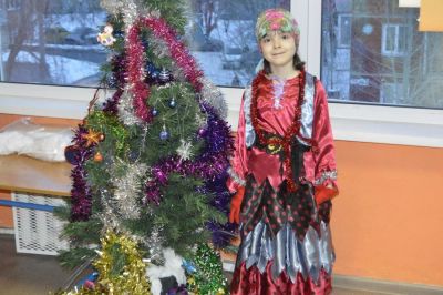 Лот: 10520245. Фото: 1. Костюм цыганки или ведьмочки. Детские карнавальные, праздничные костюмы