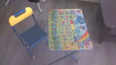 Лот: 7045075. Фото: 1. Столик детский. Столики, стулья, парты