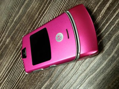 Лот: 5669794. Фото: 1. Motorola Razr V3 PINK. Кнопочные мобильные телефоны