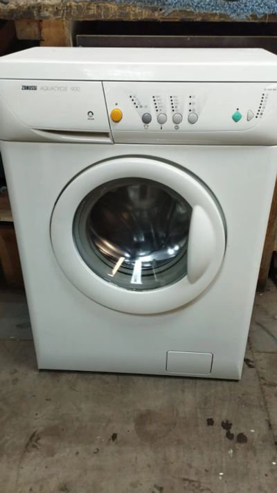 Лот: 25593313. Фото: 1. Стиральная машина Zanussi FE 904... Запчасти для остальной бытовой техники