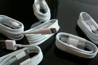 Лот: 11751288. Фото: 1. USB кабель для iPhone 5/5s/5C. Дата-кабели, переходники