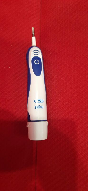 Лот: 19690612. Фото: 1. Зубная щётка oral-b. Электрические зубные щетки и ирригаторы