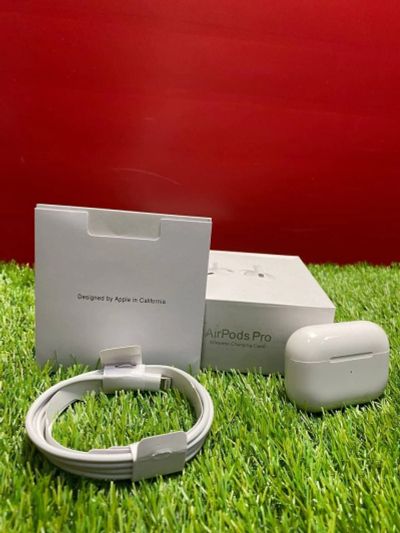 Лот: 17380679. Фото: 1. Наушники Apple AirPods Pro (209... Красноярск