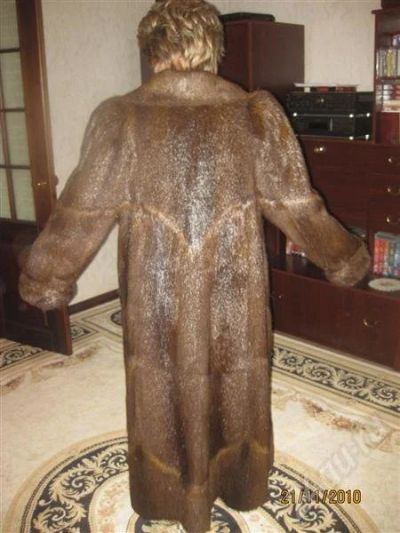 Лот: 637089. Фото: 1. отличная шуба "Золотая нутрия... Верхняя одежда